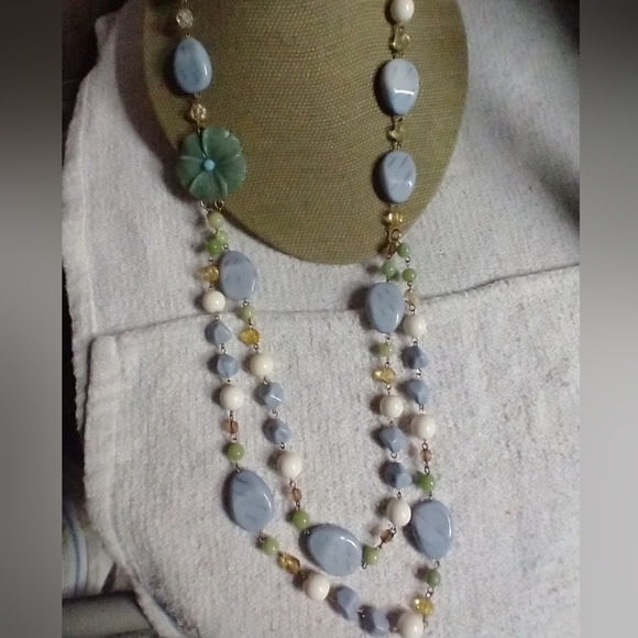 Goldtone green blue floral flower Robert rose necklace - Picture 1 of 6